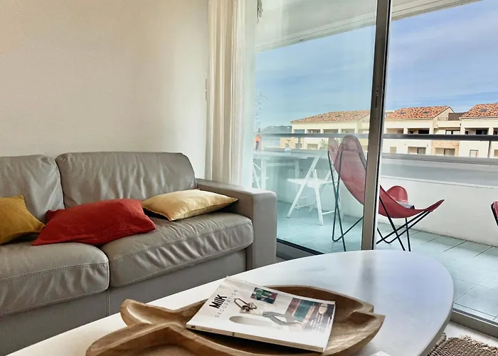 Vue Sur Les Toits De *