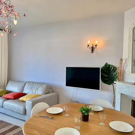 Apartment Vue Sur Les Toits De