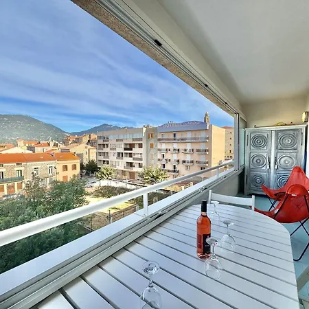 Apartment Vue Sur Les Toits De